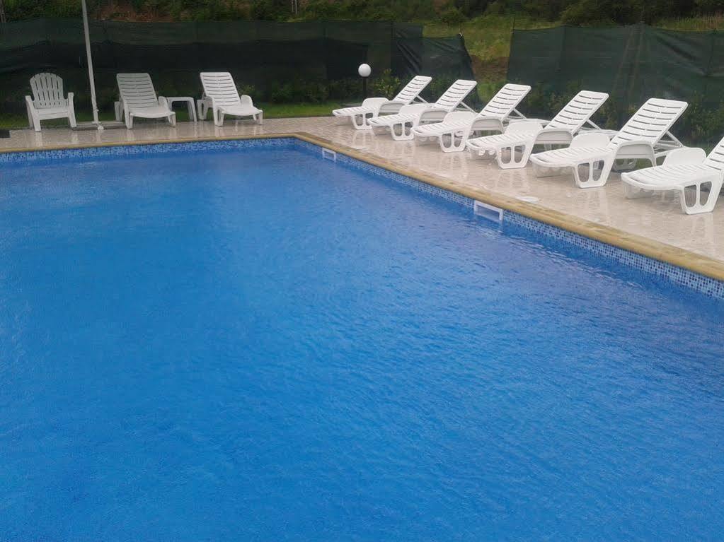 Elegance Spa Hotel 오그냐노보 외부 사진